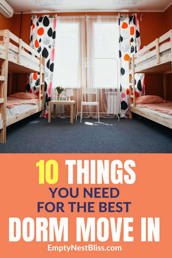 Move in dorm tips and hacks and move in dorm list for the easiest college move in day ever. #dormroom #dorm #college #parenting